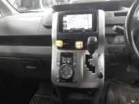 Toyota VOXY лот № 30012 оценка R  с аукциона в Японии 8