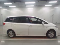 Toyota WISH лот № 10213 оценка RA  с аукциона в Японии 2