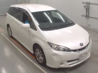 Toyota WISH лот № 10213 оценка RA  с аукциона в Японии 4