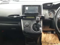 Toyota WISH лот № 30223 оценка 3.5  с аукциона в Японии 8