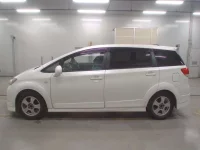 Toyota WISH лот № 30223 оценка 3.5  с аукциона в Японии 3