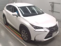 Lexus NX лот № 30082 оценка 4  с аукциона в Японии 4