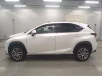Lexus NX лот № 30082 оценка 4  с аукциона в Японии 3