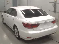 Lexus LS лот № 30182 оценка 4  с аукциона в Японии 5