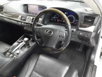 Lexus LS лот № 30182 оценка 4  с аукциона в Японии 6