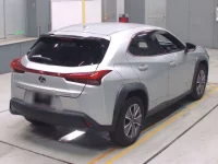 Lexus UX лот № 30137 оценка 4.5  с аукциона в Японии 1