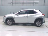 Lexus UX лот № 30137 оценка 4.5  с аукциона в Японии 3
