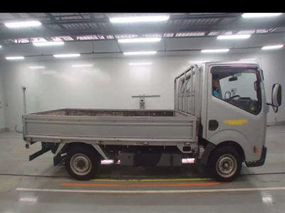 Nissan Atlas