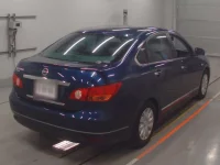 Nissan SYLPHY лот № 10171 оценка 4.5  с аукциона в Японии 1