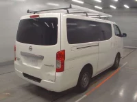 Nissan CARAVAN VAN лот № 30049 оценка 3  с аукциона в Японии 1