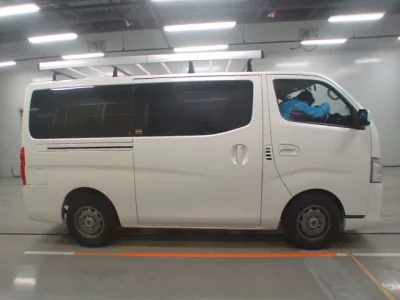 Nissan CARAVAN VAN  с аукциона в Японии