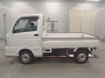 Nissan Clipper Truck