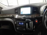 Nissan ELGRAND лот № 30220 оценка 3  с аукциона в Японии 7