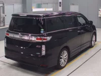 Nissan ELGRAND лот № 30019 оценка 4  с аукциона в Японии 1