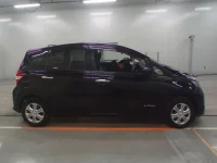 Nissan NOTE лот № 30002 оценка 4.5  с аукциона в Японии 2