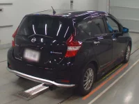 Nissan NOTE лот № 30054 оценка 3.5  с аукциона в Японии 1