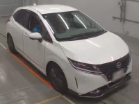 Nissan NOTE лот № 30090 оценка 5  с аукциона в Японии 4