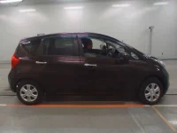 Nissan NOTE лот № 30098 оценка 4  с аукциона в Японии 2