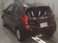 Nissan NOTE лот № 30098 оценка 4  с аукциона в Японии 5