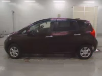 Nissan NOTE лот № 30098 оценка 4  с аукциона в Японии 3