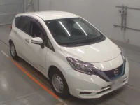Nissan NOTE лот № 90043 оценка 4  с аукциона в Японии 4