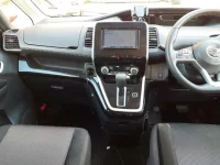 Nissan SERENA лот № 30024 оценка 3.5  с аукциона в Японии 8