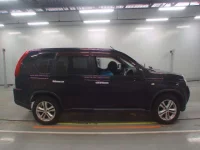 Nissan X-TRAIL лот № 10022 оценка 4  с аукциона в Японии 2