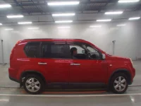 Nissan X-TRAIL лот № 10054 оценка 3.5  с аукциона в Японии 2