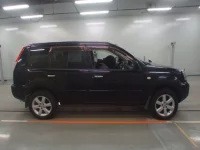 Nissan X-TRAIL лот № 10137 оценка RA  с аукциона в Японии 2