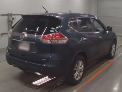Nissan X-TRAIL  с аукциона в Японии