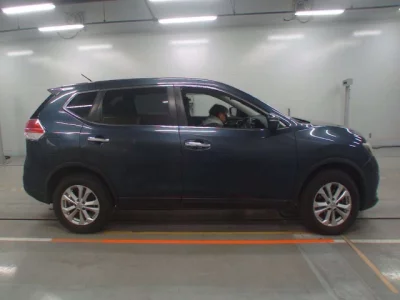 Nissan X-TRAIL  с аукциона в Японии