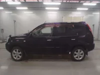 Nissan X-TRAIL лот № 40103 оценка 3.5  с аукциона в Японии 3