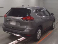 Nissan X-TRAIL лот № 90090 оценка 4.5  с аукциона в Японии 1