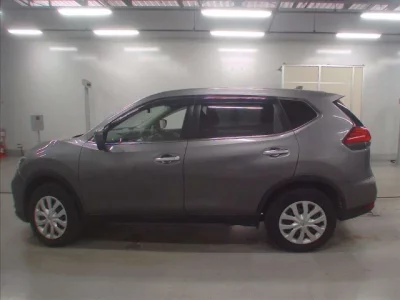 Nissan X-TRAIL  с аукциона в Японии