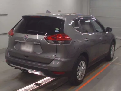 Nissan X-TRAIL  с аукциона в Японии