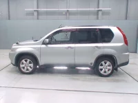 Nissan X-TRAIL лот № 60044 оценка 3.5  с аукциона в Японии 3