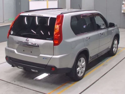 Nissan X-TRAIL  с аукциона в Японии