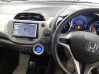 Honda FIT лот № 10072 оценка 3  с аукциона в Японии 8