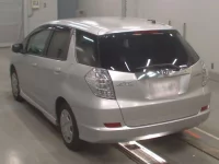 Honda FIT SHUTTLE лот № 30065 оценка 3.5  с аукциона в Японии 5