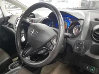 Honda FIT SHUTTLE лот № 30065 оценка 3.5  с аукциона в Японии 6