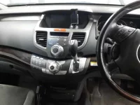 Honda ODYSSEY лот № 10065 оценка 2  с аукциона в Японии 8