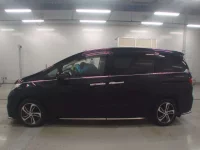 Honda ODYSSEY лот № 30099 оценка 3.5  с аукциона в Японии 3