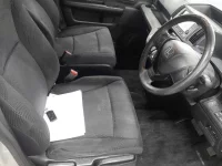 Honda STEP WAGON лот № 10107 оценка 3  с аукциона в Японии 7