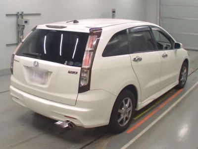 Honda STREAM  с аукциона в Японии