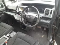 Honda STEP WAGON лот № 10196 оценка 3.5  с аукциона в Японии 6