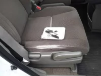 Honda STEP WAGON лот № 30019 оценка 3.5  с аукциона в Японии 7