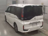 Honda STEP WAGON лот № 30029 оценка 4  с аукциона в Японии 5