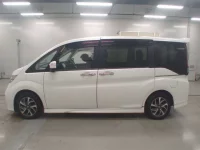 Honda STEP WAGON лот № 30029 оценка 4  с аукциона в Японии 3