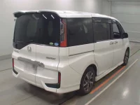 Honda STEP WAGON лот № 30029 оценка 4  с аукциона в Японии 1