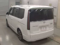 Honda STEP WAGON лот № 30033 оценка 5  с аукциона в Японии 5